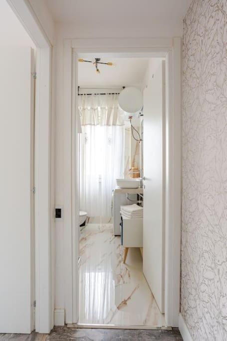 Апартаменты Bright & Modern 2 Min Metro 20Min Niguarda H Милан Экстерьер фото